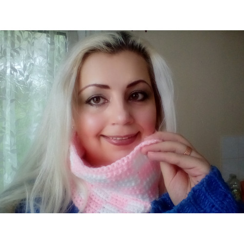 Checkered Play Cowl — Finished Item Checkered Play Cowl — Finished Item