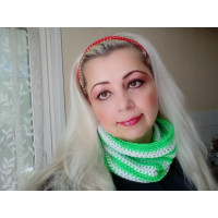 Striped Hype Cowl Neon Green and white contrast colours